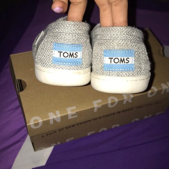 Silver toms(shoes) - Picture 3 of 4